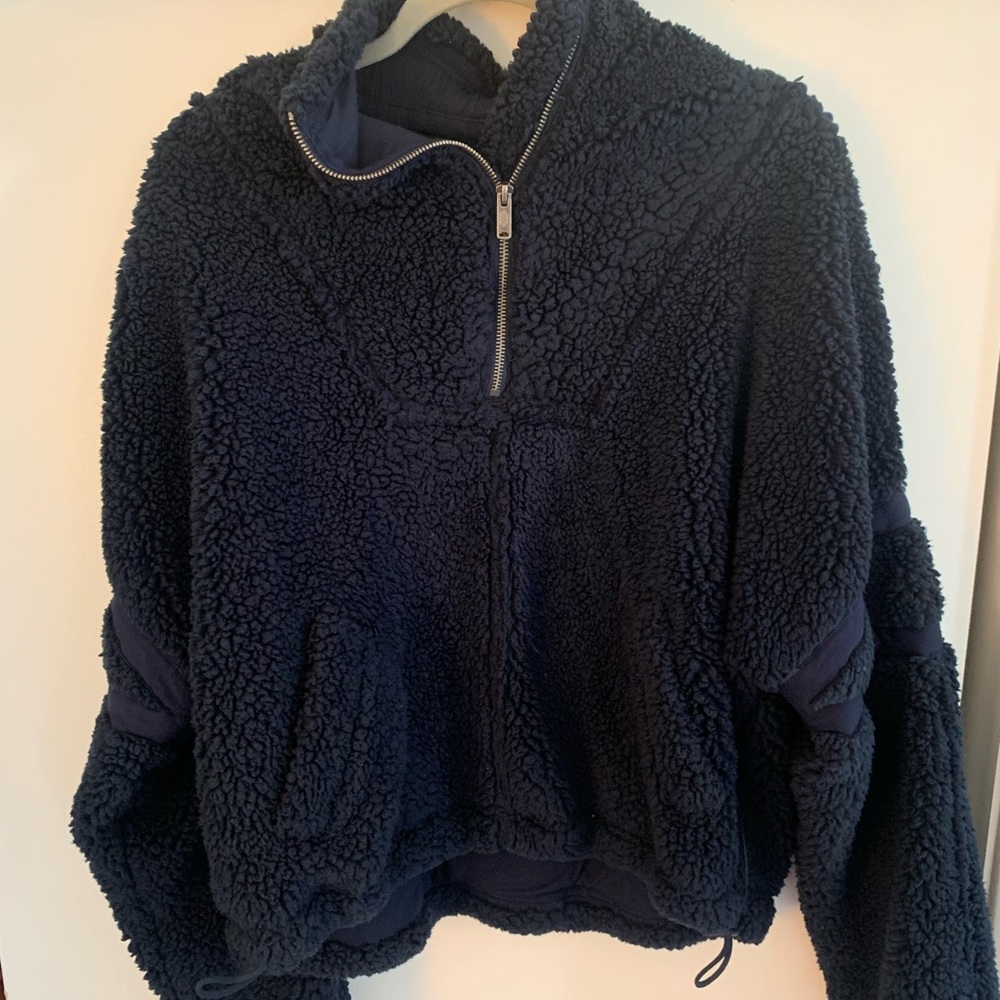 Navy teddy pullover